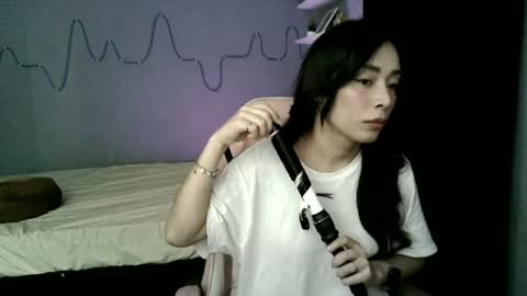 Xinli Su online show from June 2026 04:57:01 PM
