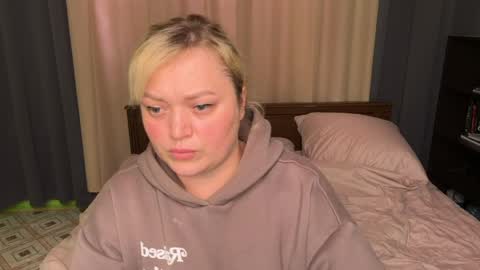 Lisa online show from March 2026 09:36:01 AM