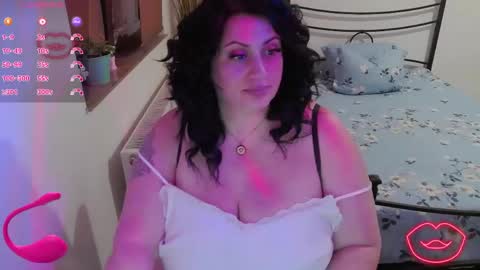 lisette_ online show from April 2026 06:44:02 PM