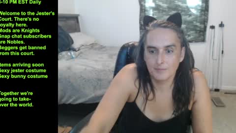 Lisette LaRoche online show from July 2026 04:11:01 PM