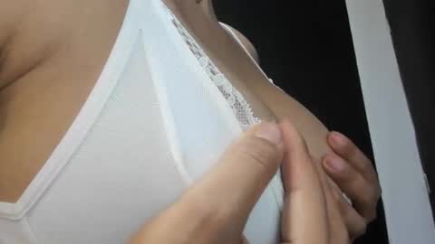 Snapshot of lisla21 chatting on February 2026 12:39:01 AM Andrea and Charlotte online show from February 2026 12:39:01 AM