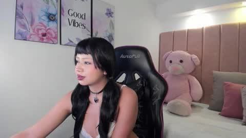 Snapshot of lislo_lita chatting on February 2026 07:01:02 PM Lis online show from February 2026 07:01:02 PM