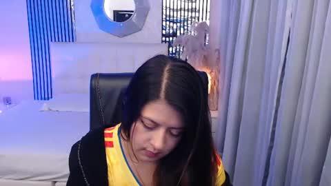 Andrea online show from June 2026 09:25:02 AM