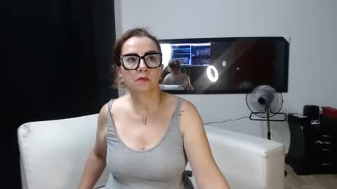 liss_curly online show from February 2026 03:32:01 AM
