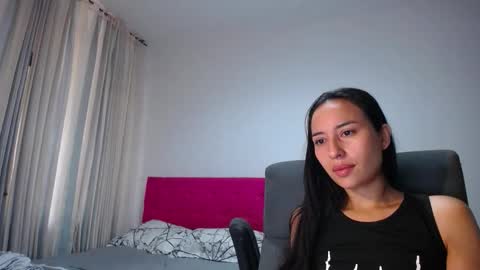 Lisa online show from November 2025 12:28:01 PM