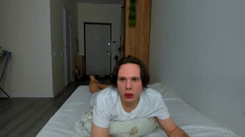 Alfie online show from December 2024 08:06:02 PM