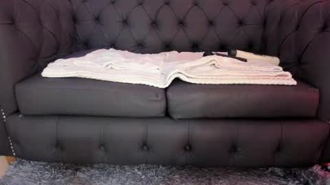 Lissa online show from November 2025 03:06:01 AM