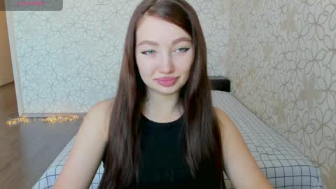 lissa_cristal_ online show from June 2026 06:48:01 AM
