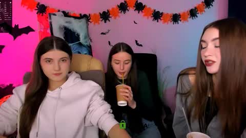 Snapshot of lissa_night chatting on October 2025 08:55:02 AM lissa_night online show from October 2025 08:55:02 AM