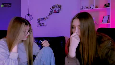 lissa_night online show from May 2026 06:49:02 PM