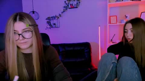 lissa_night online show from May 2026 06:59:01 PM