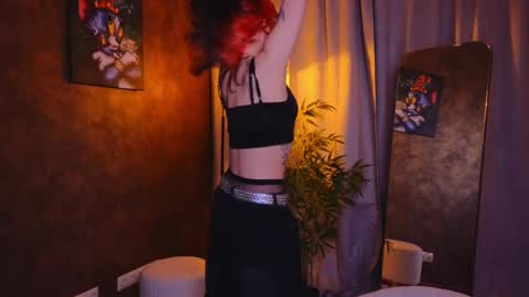 Snapshot of lissaros chatting on February 2025 05:20:01 AM lissaros online show from February 2025 05:20:01 AM