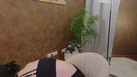 Snapshot of lissaros chatting on March 2025 05:33:01 AM lissaros online show from March 2025 05:33:01 AM