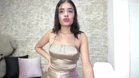 Liss Brown online show from November 2025 01:11:02 PM