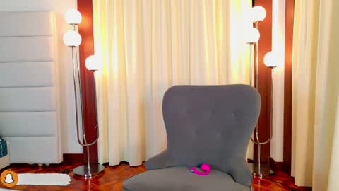 Snapshot of lissetlong69 chatting on May 2026 01:14:02 AM Lisseth Long online show from May 2026 01:14:02 AM
