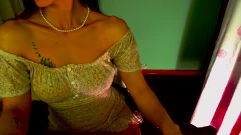 Snapshot of lisstaylor chatting on December 2024 02:49:02 AM Liss online show from December 2024 02:49:02 AM