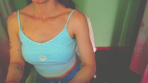 Snapshot of lisstaylor chatting on February 2025 04:14:02 PM Liss online show from February 2025 04:14:02 PM