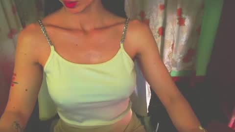 Snapshot of lisstaylor chatting on February 2025 04:21:01 PM Liss online show from February 2025 04:21:01 PM