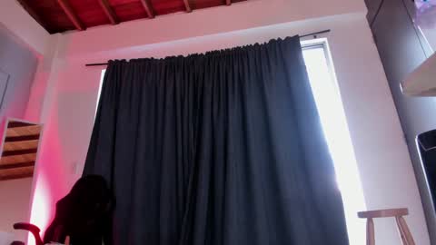 Lissy online show from February 2025 10:11:01 PM