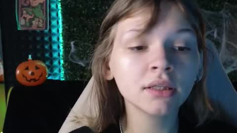 Lena online show from October 2025 02:01:01 AM