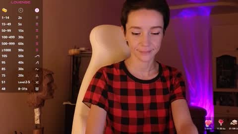 Alisa online show from November 2025 09:06:02 PM