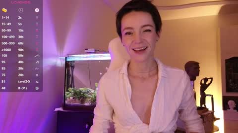 Alisa online show from January 2026 09:17:01 PM