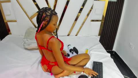 Snapshot of litte_ebony chatting on March 2025 09:38:01 PM Ashley online show from March 2025 09:38:01 PM
