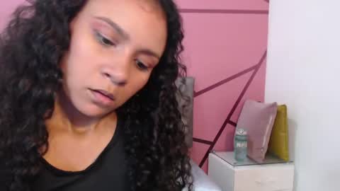 Snapshot of little18doll chatting on April 2026 02:39:02 AM little18doll online show from April 2026 02:39:02 AM