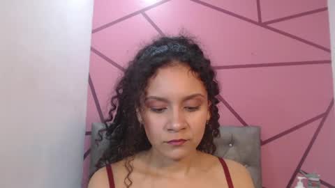 Snapshot of little18doll chatting on May 2026 09:53:02 PM little18doll online show from May 2026 09:53:02 PM