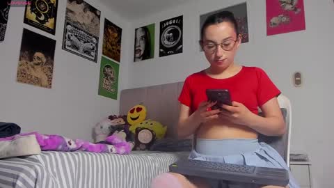 little__ammy online show from April 2026 10:15:01 PM