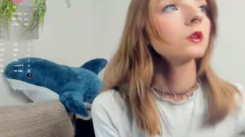 Snapshot of little__caprice chatting on June 2026 07:51:02 AM Bella online show from June 2026 07:51:02 AM