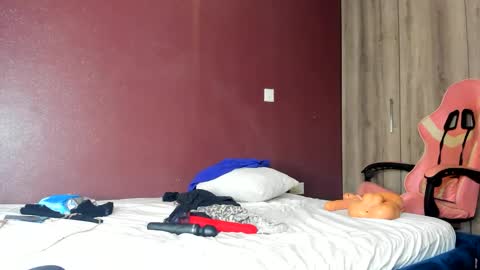 little_africa online show from May 2026 02:45:01 PM