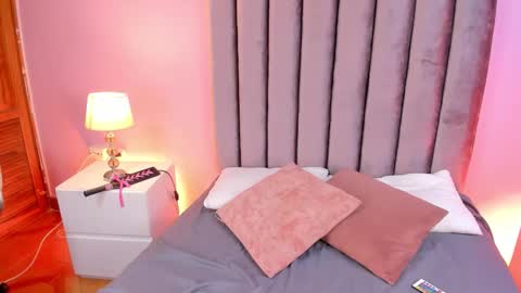 angelica online show from March 2026 07:18:02 PM