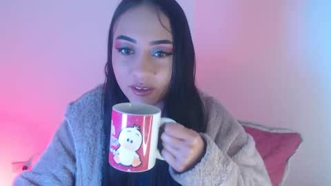 Snapshot of little_aphrodite2 chatting on September 2025 03:22:01 AM Aliciaparaisss online show from September 2025 03:22:01 AM