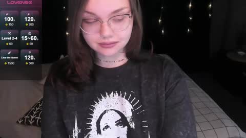 Eva online show from December 2024 03:44:01 PM