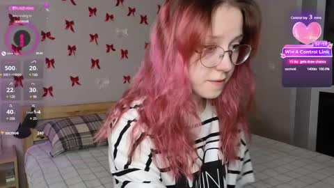 Snapshot of little_bliss chatting on February 2025 05:42:01 PM little_bliss online show from February 2025 05:42:01 PM