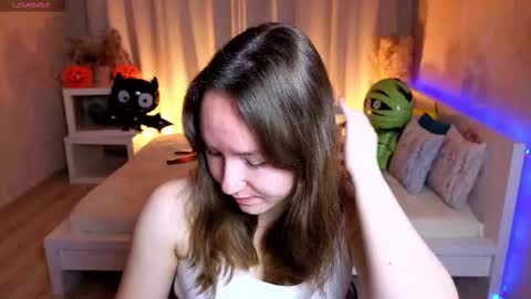 Alexandra online show from October 2025 02:46:02 AM