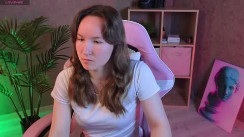 Alexandra online show from May 2026 01:22:01 AM
