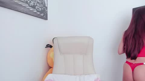 Help me reach 100 likes online show from February 2025 07:10:01 PM