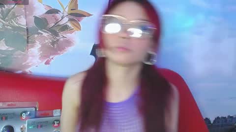 Snapshot of little_ellie_1 chatting on April 2026 08:44:01 PM Ellie online show from April 2026 08:44:01 PM