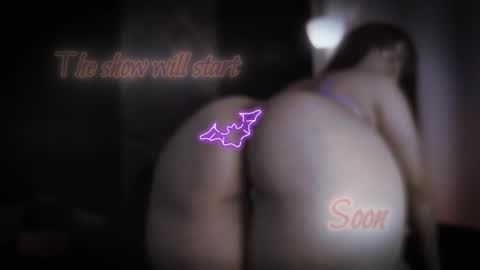 Maeve  online show from October 2025 11:06:02 PM