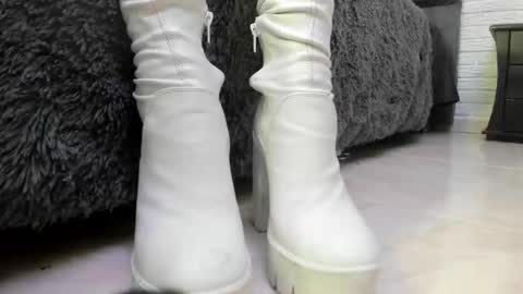 Snapshot of little_mars1 chatting on January 2025 12:38:01 AM Misstress Martina online show from January 2025 12:38:01 AM