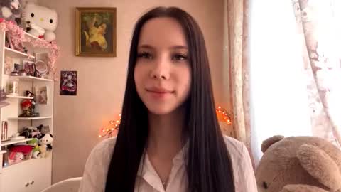 Snapshot of little_milou chatting on October 2025 11:10:01 AM Milou online show from October 2025 11:10:01 AM