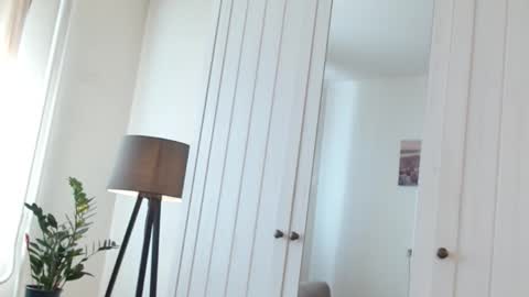 Snapshot of little_nicole_ chatting on September 2025 07:07:01 AM Nicole online show from September 2025 07:07:01 AM