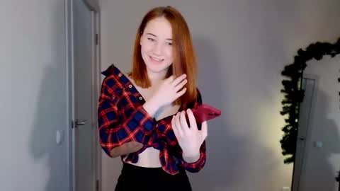 Snapshot of little_pretty_woman chatting on February 2025 10:09:01 PM little_pretty_woman online show from February 2025 10:09:01 PM