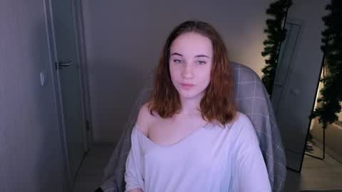 Snapshot of little_pretty_woman chatting on February 2025 08:54:02 PM little_pretty_woman online show from February 2025 08:54:02 PM