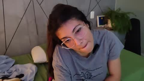 Snapshot of little_princess_maya chatting on January 2025 08:13:02 AM Maya online show from January 2025 08:13:02 AM