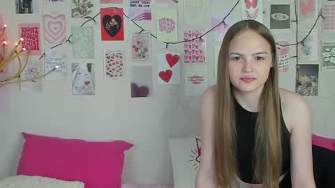 Snapshot of little_radiant_sun chatting on April 2026 09:48:01 AM Kriss online show from April 2026 09:48:01 AM