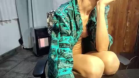 little_savage online show from March 2026 02:11:01 AM
