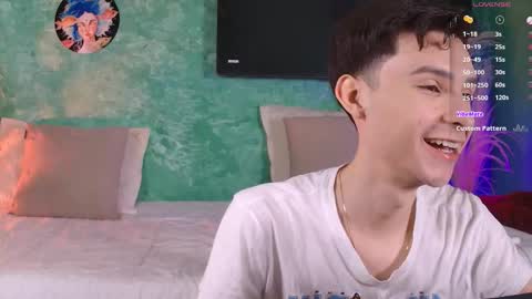 Juan Ferrer online show from December 2025 01:24:01 AM